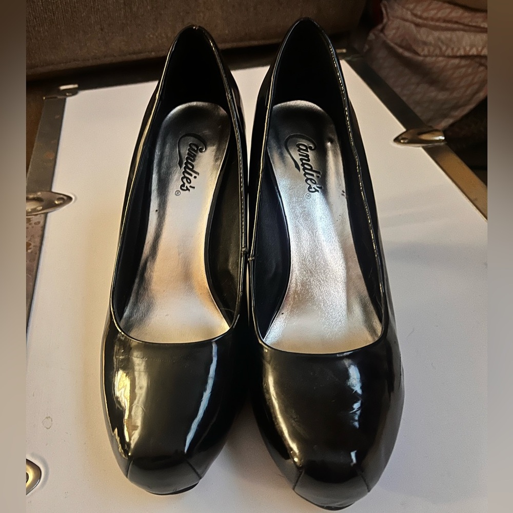 CANDIE’S Women's Black Heel